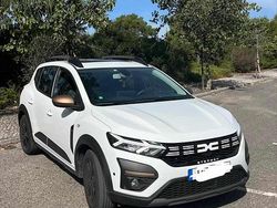Branco Usado 2023 Dacia Sandero Citadino | € 16.000 (Preço justo)