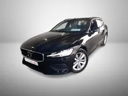 Preto Usado 2019 Volvo V60 Momentum Carrinha | € 16.990 (Preço justo)