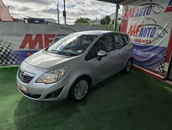 Cinza Usado 2011 Opel Meriva Design Edition Monovolume | € 5.500 (Bom preço)