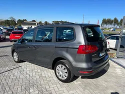 Cinzento Usado 2014 VW Sharan Monovolume | € 13.990