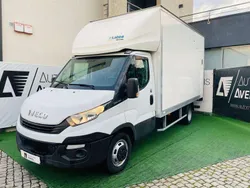 Branco Usado 2018 Iveco Daily | € 37.000