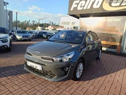 Cinza Usado 2023 Kia Rio | € 16.750 (Preço justo)