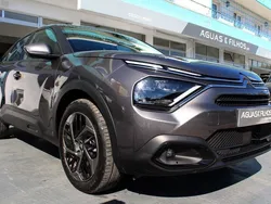Cinzento (metalizado) Usado 2023 Citroën C4 Feel SUV | € 20.990 (Preço justo)