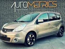 Cinzento Usado 2012 Nissan Note Acenta Monovolume | € 8.250 (Caro)