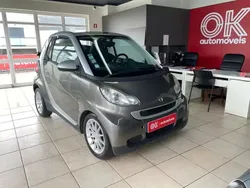 Cinzento Usado 2009 Smart ForTwo Cabrio Pure Cabrios | € 7.100