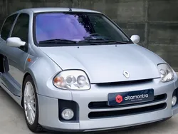 Cinzento Usado 2002 Renault Clio II | € 65.900
