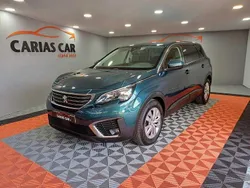Azul Usado 2019 Peugeot 5008 Allure Monovolume | € 17.990 (Preço justo)