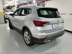 Cinza Usado 2022 Seat Arona FR SUV | € 17.800 (Preço justo)