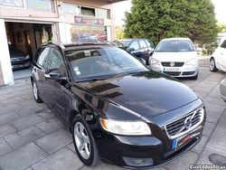 Preto Usado 2011 Volvo V50 Carrinha | € 4.965 (Preço justo)