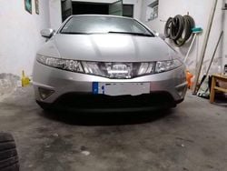 Usado 2006 Honda Civic Sedan | € 4.500 (Preço elevado)