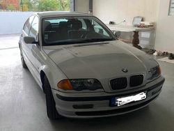 Cinzento Usado 2001 BMW 330 | € 11.000