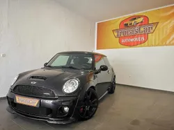 Preto (metalizado) Usado 2010 Mini John Cooper Works Citadino | € 13.950 (Preço justo)