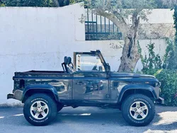 Usado 2006 Land Rover Defender SUV | € 30.000 (Preço elevado)