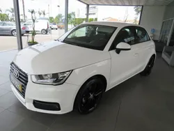 Branco Usado 2016 Audi A1 Citadino | € 14.500 (Preço justo)