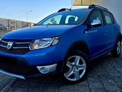 Azul Usado 2016 Dacia Sandero Stepway Citadino | € 14.990 (Caro)