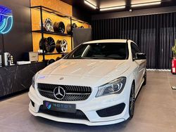 Branco Usado 2015 Mercedes CLA200 AMG line Carrinha | € 19.990