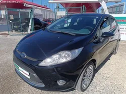 Preto Usado 2011 Ford Fiesta Titanium Citadino | € 6.400 (Bom preço)