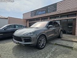 Cinza Usado 2019 Porsche Cayenne SUV | € 67.999