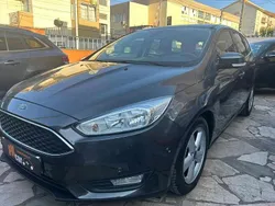 Cinza Usado 2015 Ford Focus Trend+ Carrinha | € 11.000 (Preço justo)