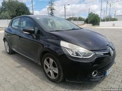 Preto Usado 2014 Renault Clio IV LIMITED | € 9.990 (Preço justo)