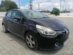 Preto Usado 2014 Renault Clio IV LIMITED | € 9.990 (Preço justo)