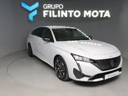 Branco Usado 2024 Peugeot 308 Allure Carrinha | € 28.390 (Bom preço)
