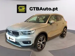 Cinzento Usado 2020 Volvo XC40 SUV | € 32.499 (Preço justo)