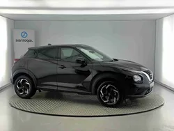 Preto Usado 2024 Nissan Juke N-Connecta SUV | € 21.490 (Preço justo)