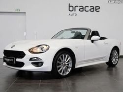 Branco Usado 2017 Fiat 124 Spider Cabrios | € 19.900