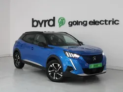 Azul Usado 2020 Peugeot e-2008 GT SUV | € 20.900 (Preço justo)