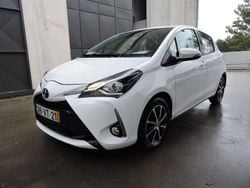 Branco Usado 2018 Toyota Yaris Comfort Citadino | € 13.000 (Preço justo)