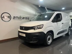 Branco Usado 2022 Peugeot Partner Monovolume | € 15.200 (Preço justo)