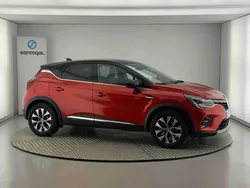 Vermelho Usado 2023 Renault Captur SUV | € 19.700 (Preço justo)