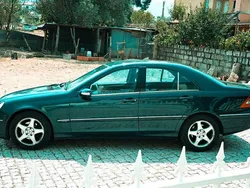 Usado 2002 Mercedes C220 Sedan | € 6.000