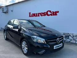 Preto Usado 2015 Mercedes A180 Style Citadino | € 17.500 (Preço justo)