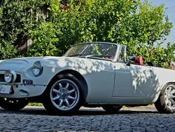 Branco Usado 1973 MG B Cabrios | € 37.500