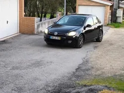 Preto Usado 2011 VW Golf VI Citadino | € 9.500 (Preço justo)