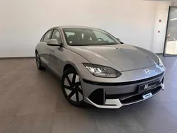 Cinzento Usado 2023 Hyundai Ioniq 6 Sedan | € 44.200 (Preço justo)