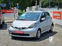 Cinza prata Usado 2008 Toyota Aygo Citadino | € 5.900 (Preço justo)