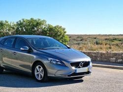 Usado 2017 Volvo V40 Kinetic Sedan | € 15.400 (Bom preço)
