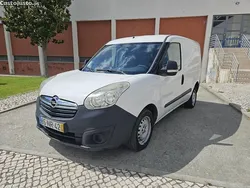 Branco Usado 2013 Opel Combo Monovolume | € 4.990
