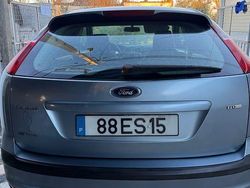 Usado 2007 Ford Focus Sedan | € 4.500 (Preço justo)