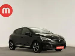 Preto Usado 2023 Renault Clio V Evolution | € 16.499 (Preço justo)