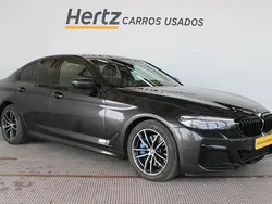 Cinza Usado 2022 BMW 530 Sedan | € 40.790 (Bom preço)