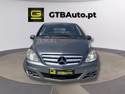 Cinza Usado 2010 Mercedes B160 Monovolume | € 8.250