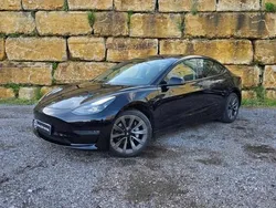 Preto Usado 2021 Tesla Model 3 Long Range Sedan | € 32.500 (Preço justo)
