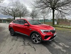 Vermelho Usado 2024 Renault Arkana Techno SUV | € 29.990 (Preço justo)