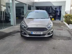 Cinzento Usado 2016 Ford S-MAX S Monovolume | € 20.950 (Preço elevado)