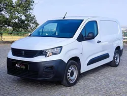 Branco Usado 2019 Peugeot Partner Monovolume | € 9.750 (Bom preço)
