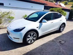 Branco Usado 2022 Tesla Model Y SUV | € 31.000 (Preço justo)